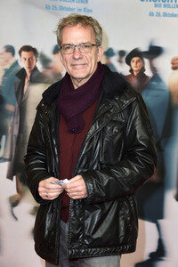 Filmpremiere 'Die Unsichtbaren - Wir wollen leben' in Berlin