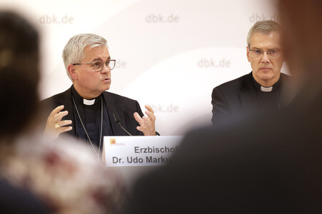 Pressegespräch bei der bei der Herbst-Vollversammlung der Deutschen Bischofskonferenz in Fulda