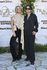 Filmpremiere 'Practical Magic 2 - Zauberhafte Schwestern' in Los Angeles