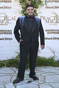 Filmpremiere 'Practical Magic 2 - Zauberhafte Schwestern' in Los Angeles