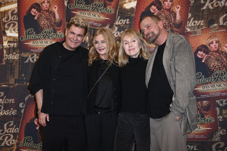 Musicalpremiere 'Salon Rosie' in Berlin