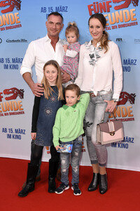 Filmpremiere 'Fünf Freunde und das Tal der Dinosaurier' in München