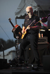 Kansas Perform in Readington