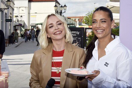 Photocall zum 15-jährigen Jubiläum des Designer Outlet Berlin in Wustermark
