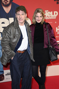 Filmpremiere 'Der Held vom Bahnhof Friedrichstraße' in Berlin