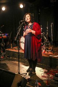 Konzert von Anna Naklab in Dresden