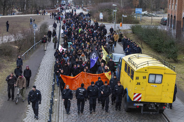 Demo gegen die Zwangsräumung der Beermannstraße sowie den Ausbau der A100, Berlin