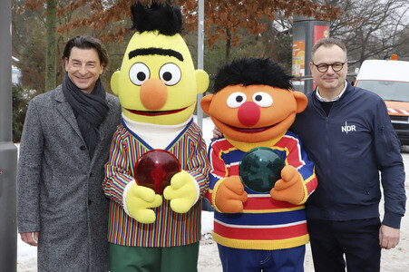 Ernie und Bert werden Ampelmännchen in Hamburg