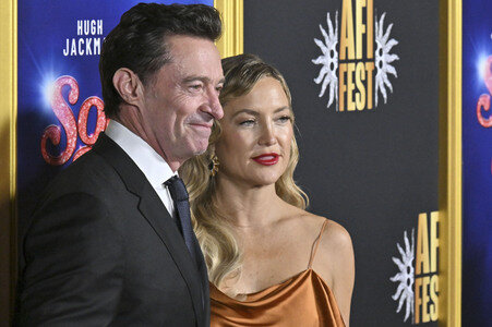 Closing Ceremony und Filmpremiere 'Song Sung Blue', AFI Fest 2025 in Los Angeles