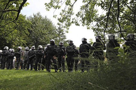 '#BlockG20 – colour the red zone!' Demonstration in Hamburg