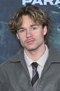 Season 2 Premiere 'Paradise' in Los Angeles