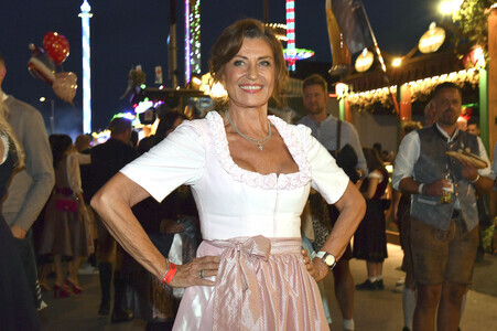 Almauftrieb beim Oktoberfest 2026 in München