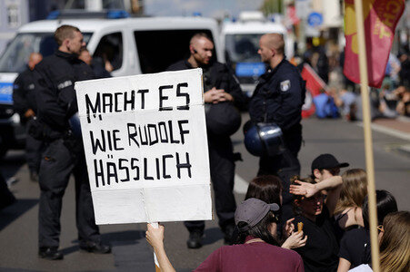 Protest gegen Nazi-Aufmarsch in Berlin