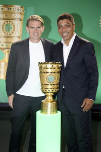 Cup Handover in Berlin