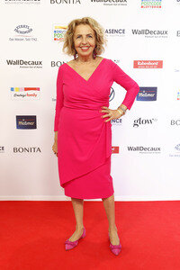 Goldene Bild der Frau 2025 in Hamburg