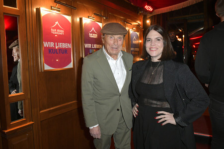 Theaterpremiere 'Klangrazzia 2.0' in Berlin