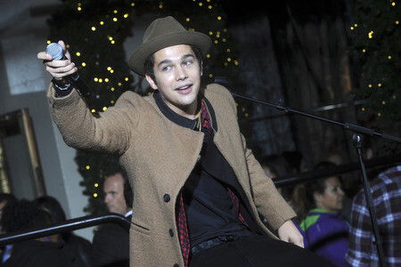 Austin Mahone live in New York