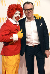 Grand Opening vom McDonald's Restaurant am Flughafen, Frankfurt