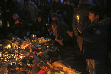 Paris in Trauer um Opfer der Terroranschläge