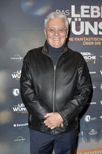 Filmpremiere 'Das Leben der Wünsche' in Berlin