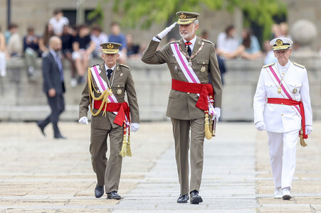 König Felipe bei Ordensverleihung in San Lorenzo de El Escorial