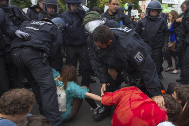 Gegendemonstration zum 'Marsch für das Leben', Berlin