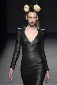 Teresa Helbig Fashion Show auf der Mercedes-Benz Fashion Week Madrid Autumn/Winter 2018