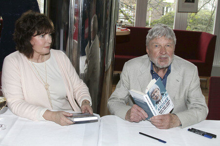 Buchpräsentation mit Hardy Krüger in Hamburg
