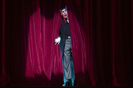 Theateraufführung 'The Addams Family, The Musical' in Madrid