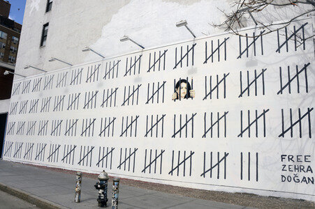 Banksy Protest gegen die Inhaftierung von Zehra Dogan in New York