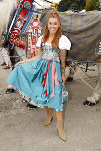 Regines Damenwiesn beim Oktoberfest 2025 in München