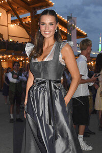 Almauftrieb beim Oktoberfest 2025 in München