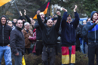 Neonazi-Demo gegen Flüchtlinge, Berlin