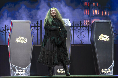 Theateraufführung 'The Addams Family, The Musical' in Madrid