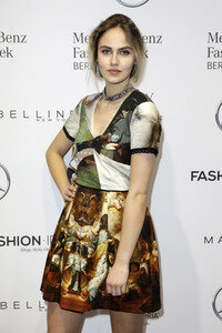 Rebekka Ruetz Fashion Show auf der Mercedes-Benz Fashion Week Berlin Autumn/Winter 2017