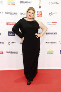 Goldene Bild der Frau 2025 in Hamburg