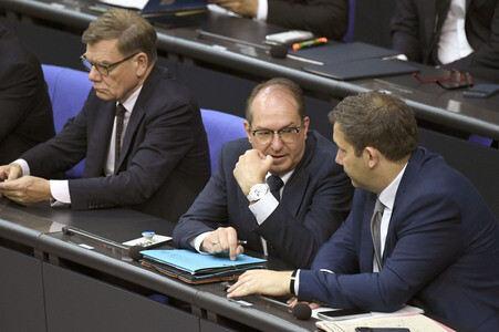 89. Sitzung des Deutschen Bundestages in Berlin