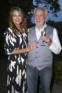 Überraschungsgala zum 90. Geburtstag von Dieter Hallervorden in Berlin