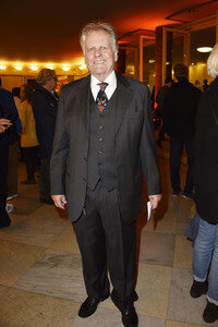 Theaterpremiere 'Willkommen bei den Hartmanns' in Berlin