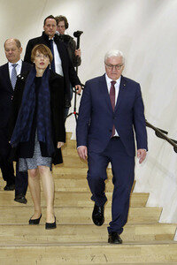 Bundespräsident Steinmeier besucht die Elbphilharmonie in Hamburg