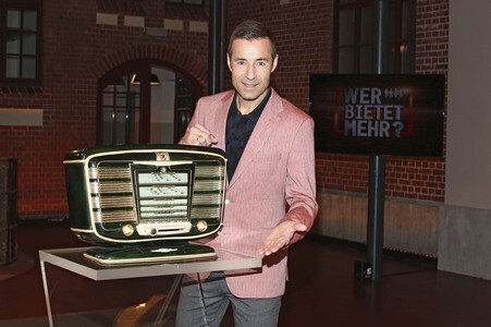 Photocall zur TV-Show 'Wer bietet mehr?' in Hamburg