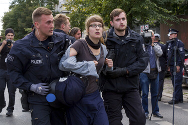Demonstration in der Gürtelstraße, Berlin
