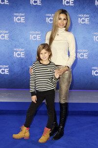 Saisoneröffnung 2017/18 von Holiday on Ice in Hamburg