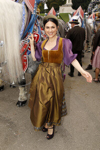 Regines Damenwiesn beim Oktoberfest 2025 in München