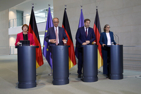 Treffen des Bundeskanzlers mit Vertretern der Automobilindustrie in Berlin