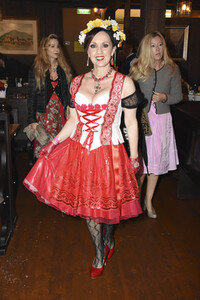 2. Charity Lunch zugunsten von 'Frohes Herz e.V.' beim Oktoberfest 2017 in München