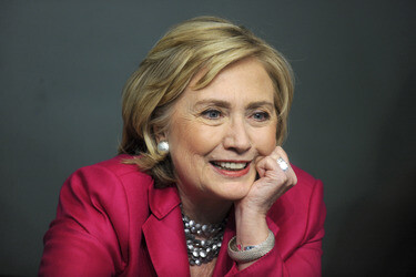 Hillary Clinton signienert ihr Buch 'Hard Choices', New York
