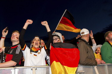 WM-Fanmeile beim Spiel Deutschland gegen Ghana, Berlin