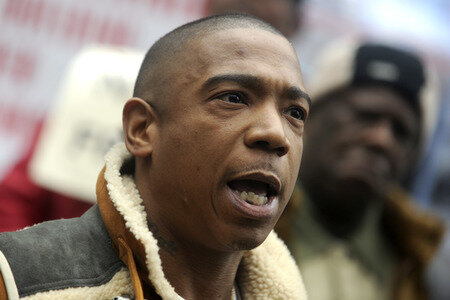 Protestaktion mit Ja Rule gegen die NYCHA in New York
