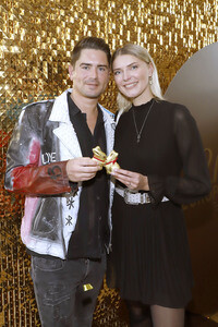 Charity Osterhasen Verkauf in Hamburg